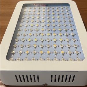 LED PLANT GROW LIGHT 1200W